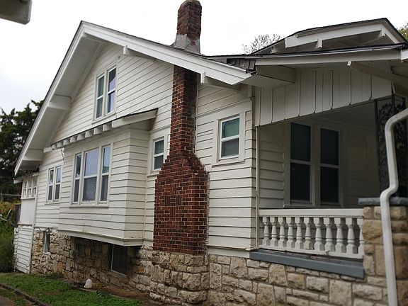 2nd image of 3518 Benton Blvd