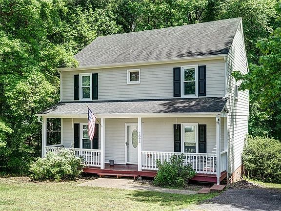 3rd image of 7093 Foxbernie Dr