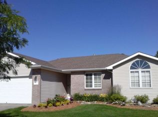 7259 Nolan Rd, Lincoln, NE 68512