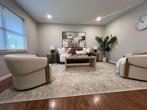 4th image of 2536 S McCann Avenue