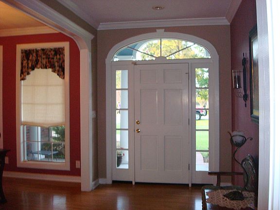 4th image of 239 N Presidential Cir