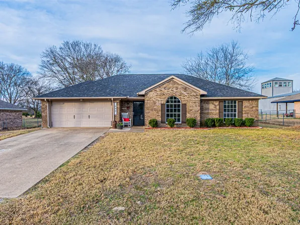 690 W Ohio St, Van, TX 75790