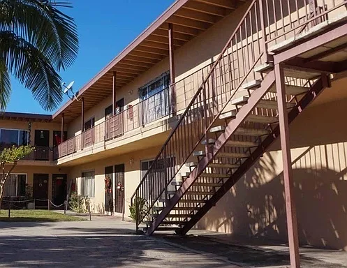Townsend Hacienda — Photo 7