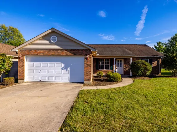 2 Indian Cove Cir, Oxford, OH 45056