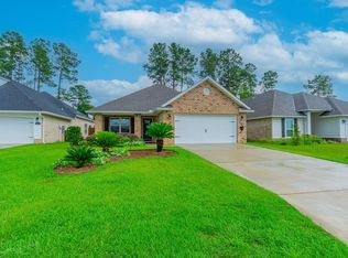 5679 Dunridge Dr, Pace, FL 32571