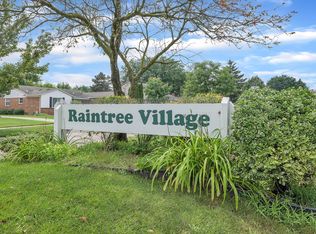1714 Woodgate Dr, Troy, MI