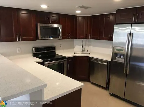 11131 Royal Palm Blvd APT 9, Pompano Beach, FL 33065
