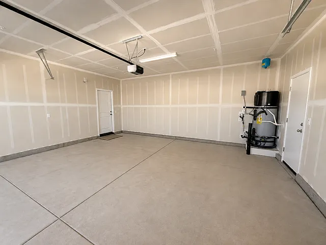 3950 Slab St — Photo 13