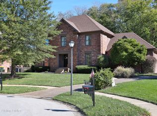 721 Winding Oaks Trl, Louisville, KY 40223