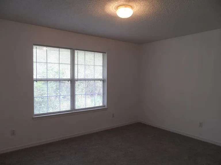 1194 Fort Smith Blvd — Photo 8