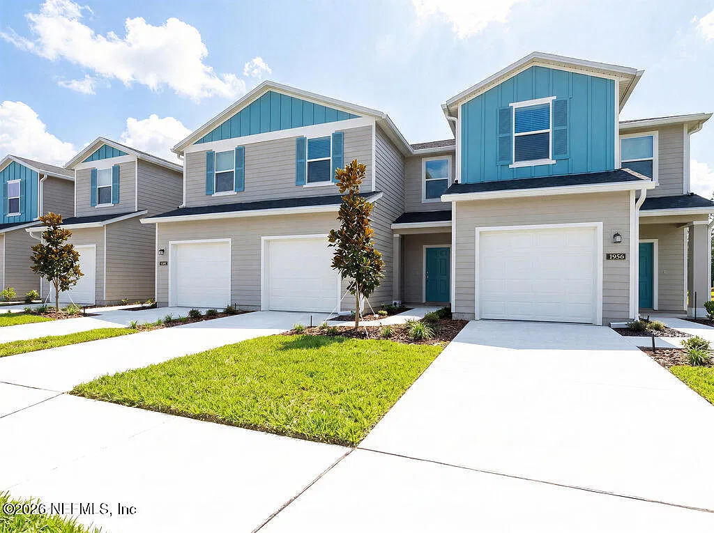 3 bed, 2.5 bath, 1704 sqft, $2,000 — Photo 3