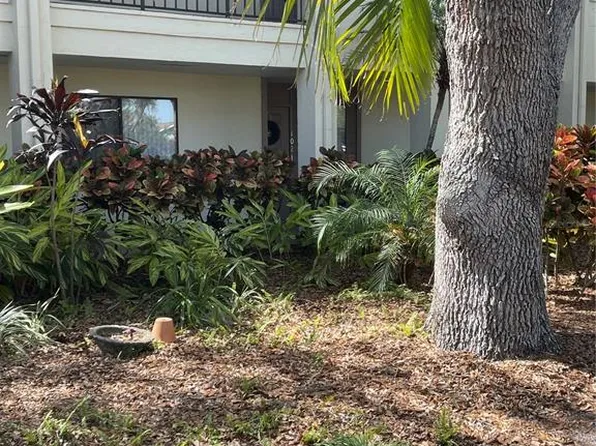 772 Bird Bay Dr N APT 102, Venice, FL 34285