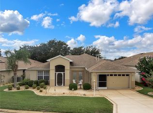 20933 Queen Alexandra Dr, Leesburg, FL 34748