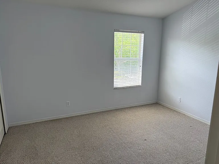 16344 Swan View Cir — Photo 9