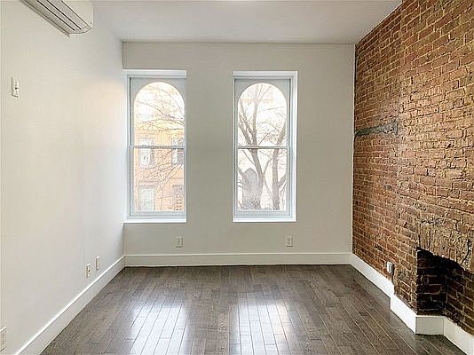 5th image of 36 W 119th St #2