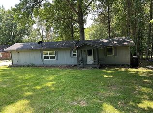 1584 Beaver Lake Rd, Lawrenceburg, KY 40342