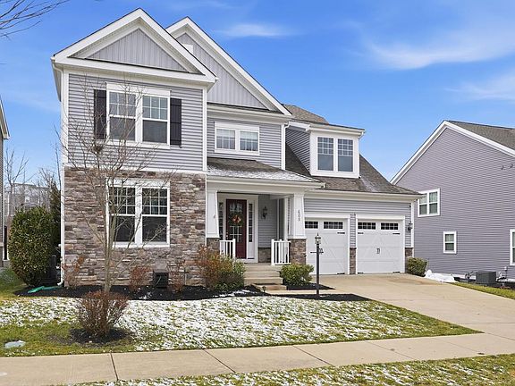 3rd image of 409 Pear Blossom Rd