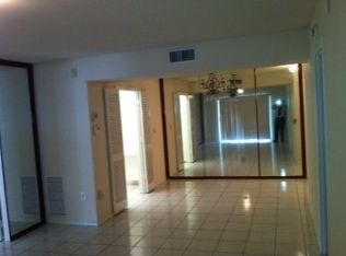 4160 Inverrary Dr APT 103, Lauderhill, FL 33319