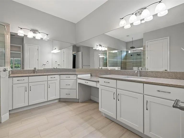 7135 Tamworth Pkwy — Photo 24