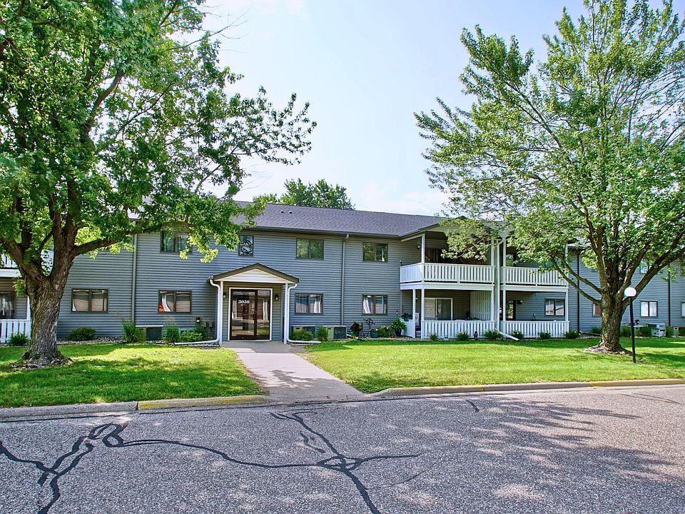 1st image of 3050 Riverwood Dr APT 121