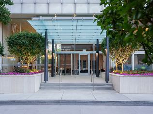 500 W Superior St Unit 2401, Chicago, IL 60654