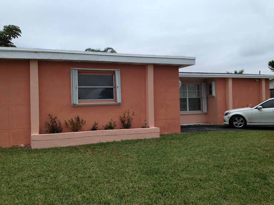1st image of 2611 NW 87th Ave