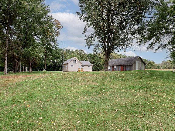 2nd image of 1141 County Road J