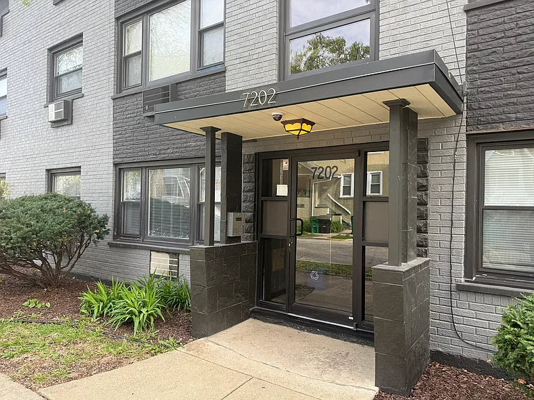 7202 Adams St — Photo 11