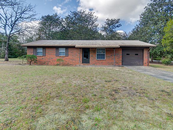 2nd image of 4826 Primrose St