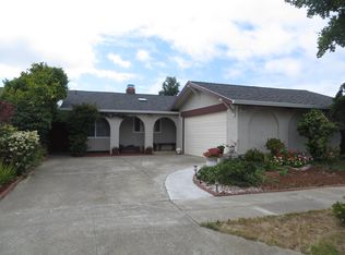1077 Camellia Dr, Alameda, CA 94502