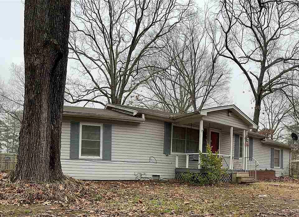 1st image of 68 Orr Dr