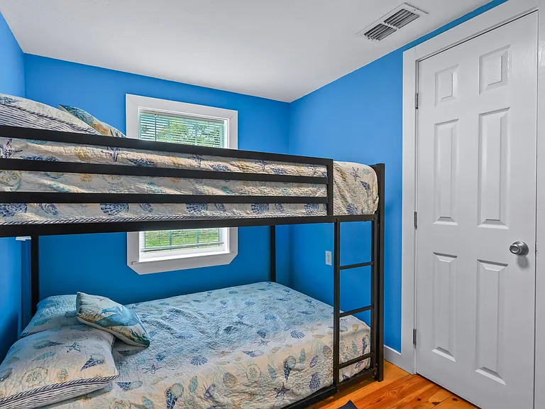 822 N Ann St — Photo 18