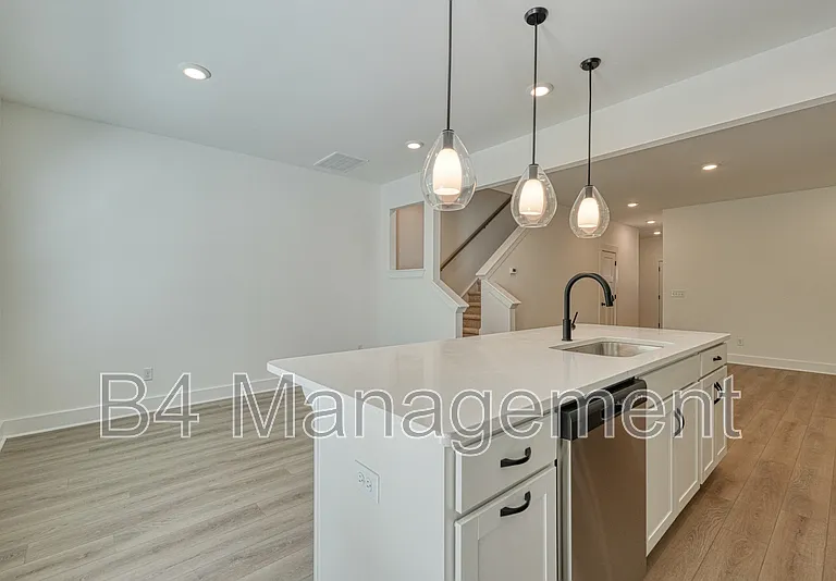 416 W Parima Ct — Photo 10