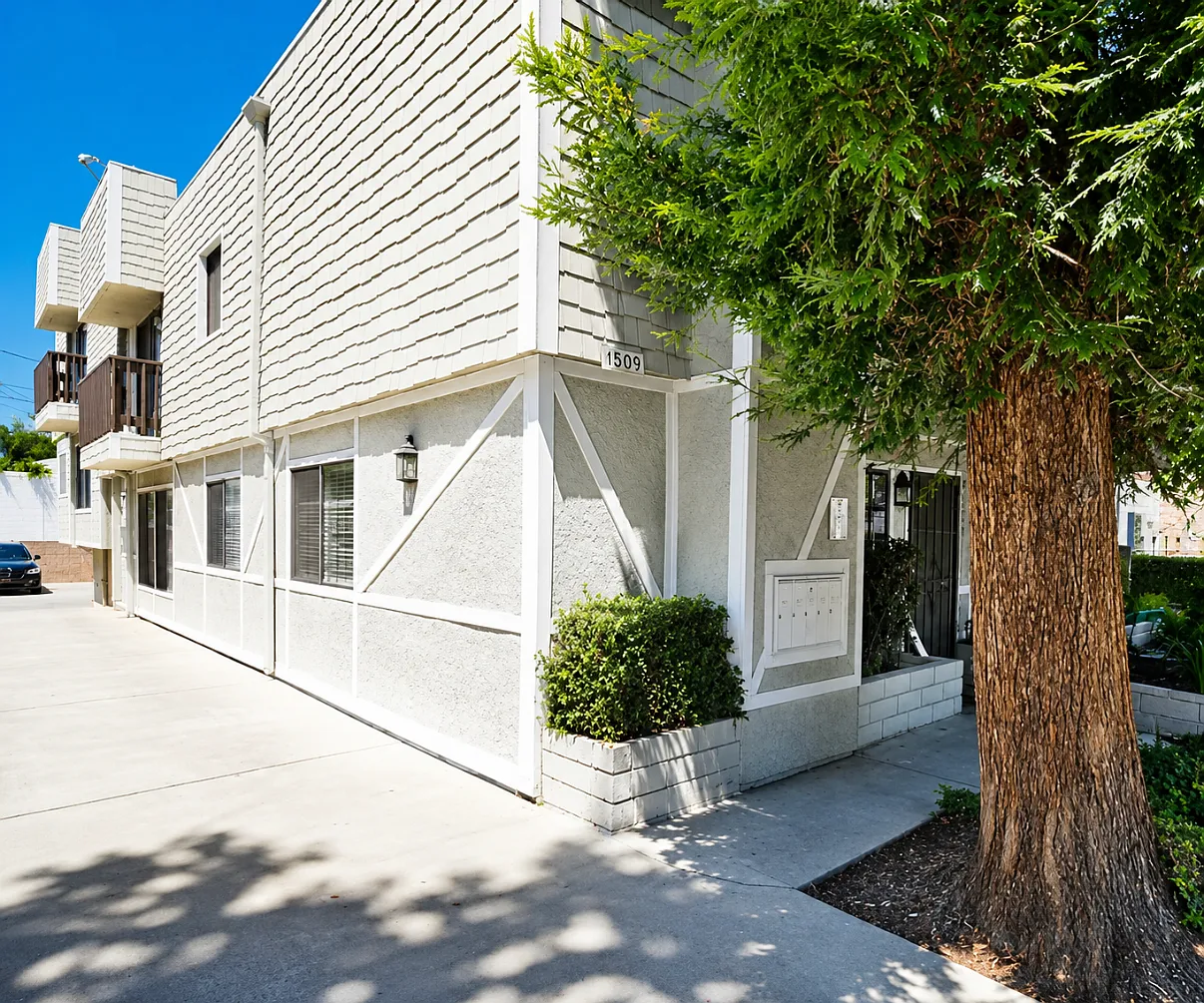 4509 Vista Del Monte Ave — Photo 1