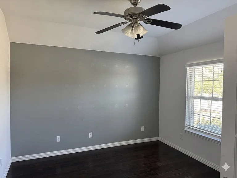 2639 Calmwood Dr — Photo 5
