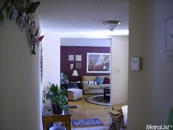 5th image of 4992 Kennington Dr