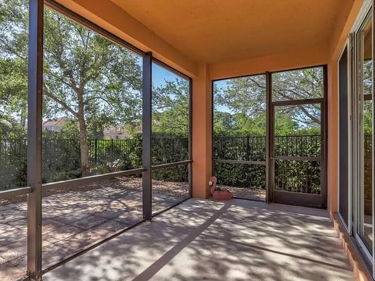 5888 SE Crooked Oak Ave — Photo 8