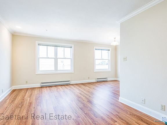3rd image of 206 Judah St APT 203