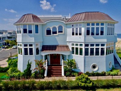 23 Tradewinds Ln, Sea Bright, NJ, 07760