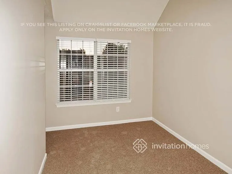 4350 Reserve Hill Xing — Photo 10