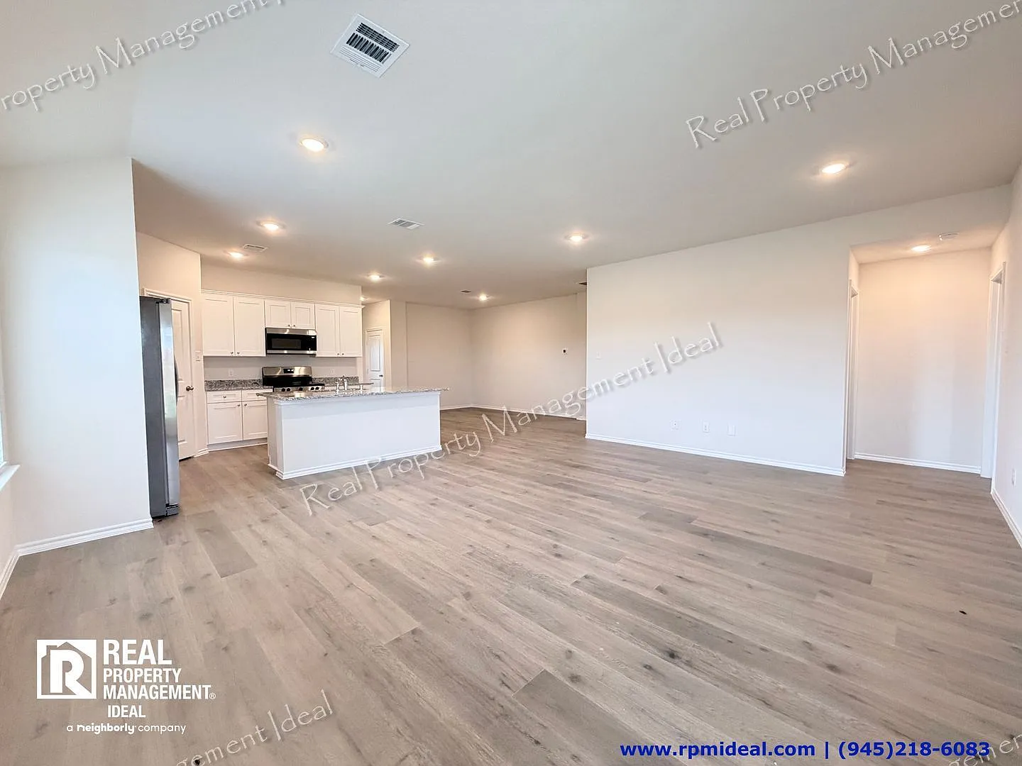 4 bed, 3.0 bath, 2089 sqft, $2,199 — Photo 4