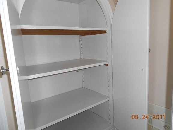 5th image of 501 Central Ave