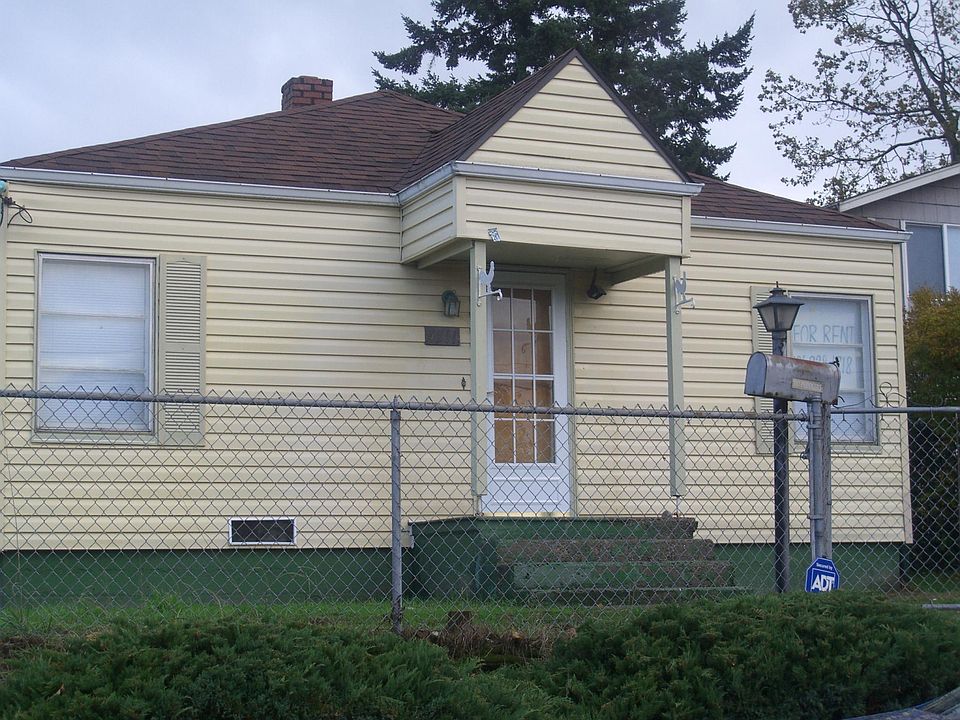 1st image of 4511 S Puget Sound Ave