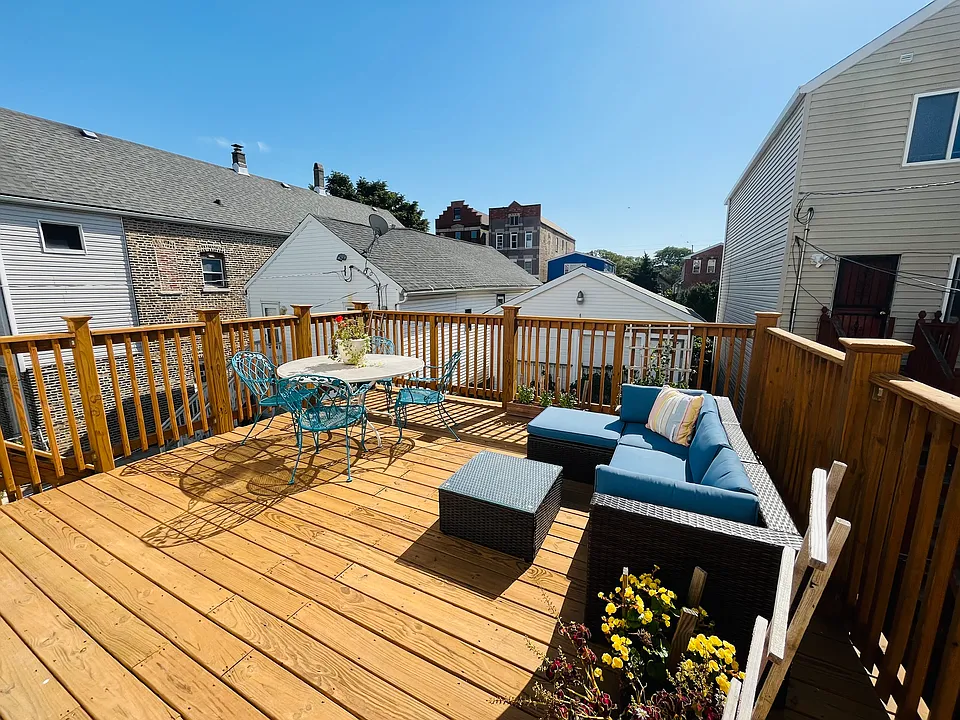 Front deck