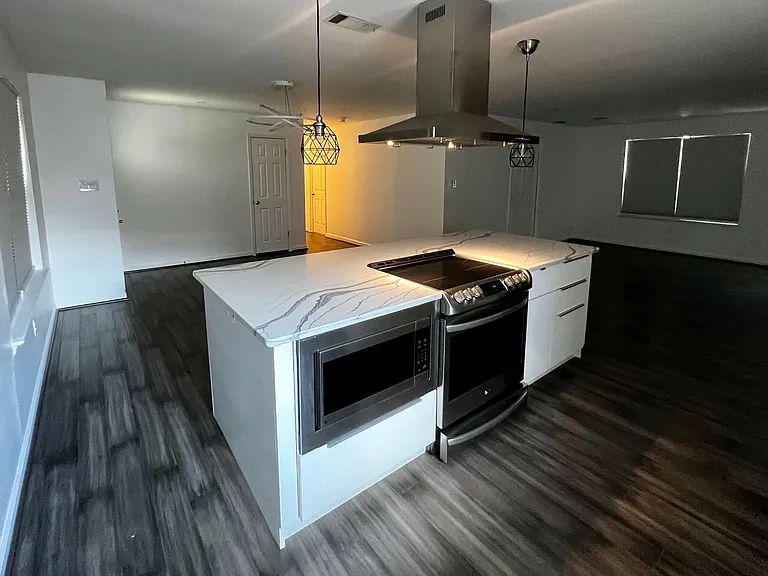 9 Blue Marlin Cv — Photo 10
