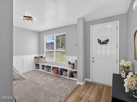 5th image of 394 HEFFERON Drive