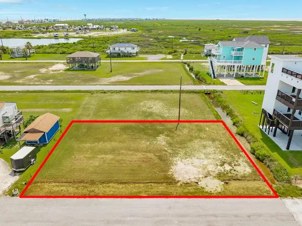 356 5th St, Galveston, TX 77550