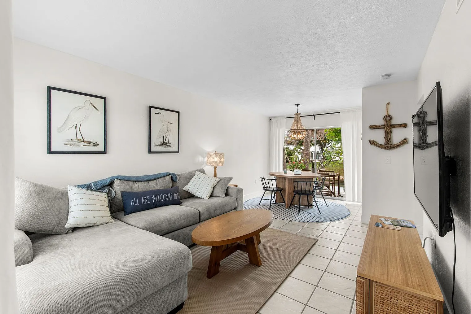 2 bed, 1.5 bath, 871 sqft, $4,354 — Photo 1