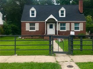 1755 Oakland St, Petersburg, VA 23805