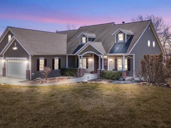 631 Cedar AVENUE, Cedar Grove, WI 53013